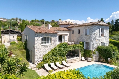 House for sale in VENCE  - 14 rooms - 363 m&sup2; 