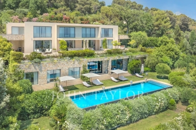 House for sale in MOUGINS   - 805 m&sup2; 