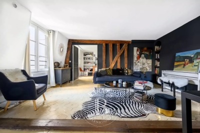 Apartment for sale in PARIS 4EME  - 2 rooms - 61 m&sup2; 