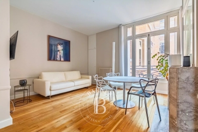 Apartment for sale in NEUILLY SUR SEINE  - 2 rooms - 50 m&sup2; 