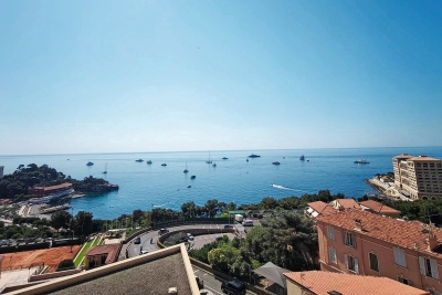 Apartment for sale in ROQUEBRUNE-CAP-MARTIN  - 3 rooms - 107 m&sup2; 