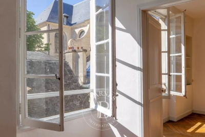 Apartment for sale in PARIS 4EME  - 4 rooms - 85 m&sup2; 