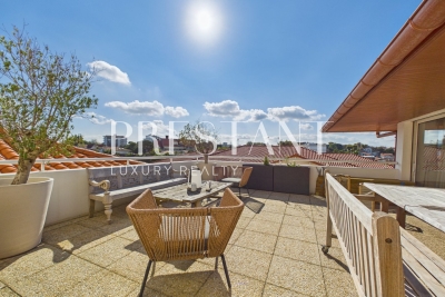 Apartment for sale in BIARRITZ  - 4 rooms - 115 m&sup2; 