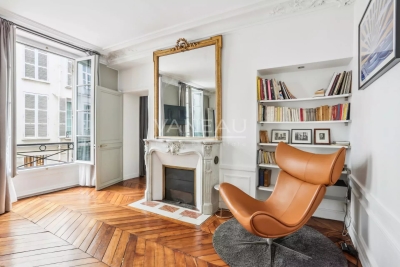 Apartment for sale in PARIS 7EME  - 5 rooms - 154 m&sup2; 