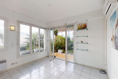Apartment for sale in MENTON  - 4 rooms - 62 m&sup2; 