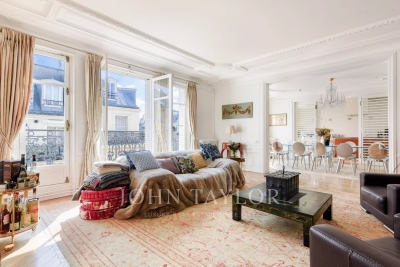 Apartment for sale in PARIS 16EME  - 8 rooms - 329 m&sup2; 