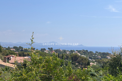 House for sale in LES ISSAMBRES  - 4 rooms - 130 m&sup2; 