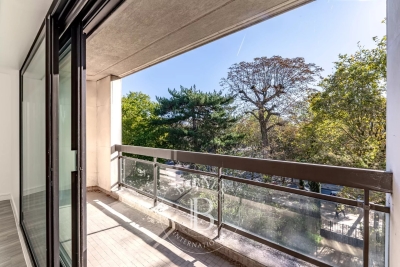 Apartment for sale in NEUILLY SUR SEINE  - 4 rooms - 92 m&sup2; 