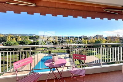 Apartment for sale in MANDELIEU-LA-NAPOULE  - 1 rooms - 30 m&sup2; 