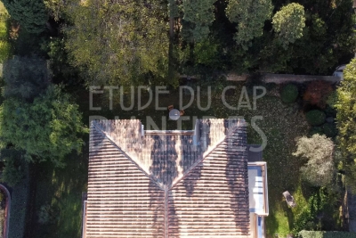 Apartment for sale in CAP D'ANTIBES  - 3 rooms - 85 m&sup2; 