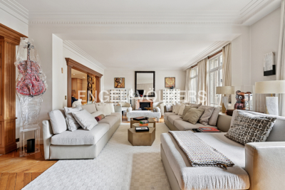 Apartment for sale in NEUILLY SUR SEINE  - 7 rooms - 312 m&sup2; 