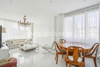 Apartment for sale in NEUILLY SUR SEINE  - 3 rooms - 81 m&sup2; 