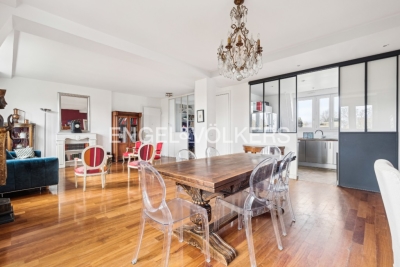 Apartment for sale in NEUILLY SUR SEINE  - 7 rooms - 127 m&sup2; 