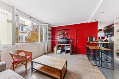 Apartment for sale in BOULOGNE BILLANCOURT  - 3 rooms - 51 m&sup2; 