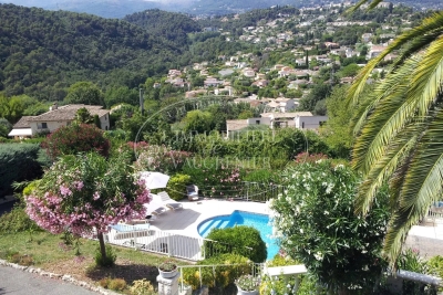 House for sale in VENCE  - 6 rooms - 200 m&sup2; 