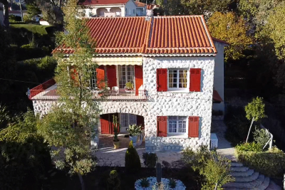 House for sale in VENCE  - 7 rooms - 155 m&sup2; 