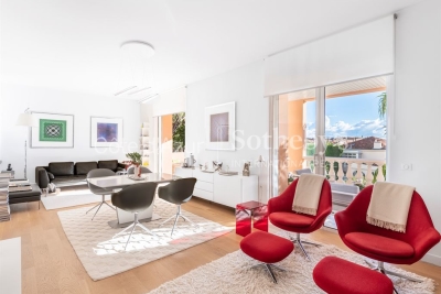 Apartment for sale in BEAULIEU-SUR-MER  - 3 rooms - 93 m&sup2; 