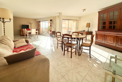 Apartment for sale in ST-RAPHAËL  - 4 rooms - 111 m&sup2; 