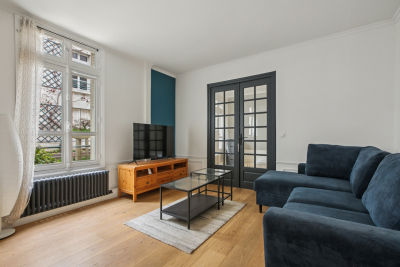 Apartment for sale in PARIS 7EME  - 2 rooms - 50 m&sup2; 