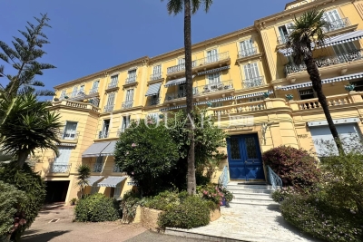 Apartment for sale in MENTON  - 3 rooms - 90 m&sup2; 