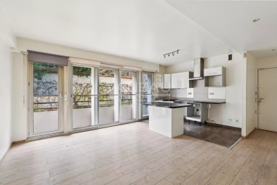 Apartment for sale in BOULOGNE BILLANCOURT  - 2 rooms - 43 m&sup2; 