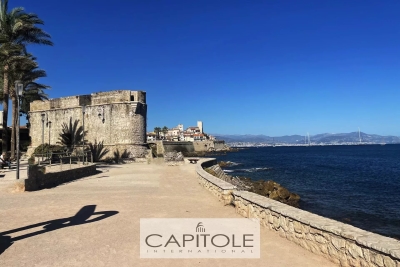 Apartment for sale in ANTIBES  - 3 rooms - 62 m&sup2; 